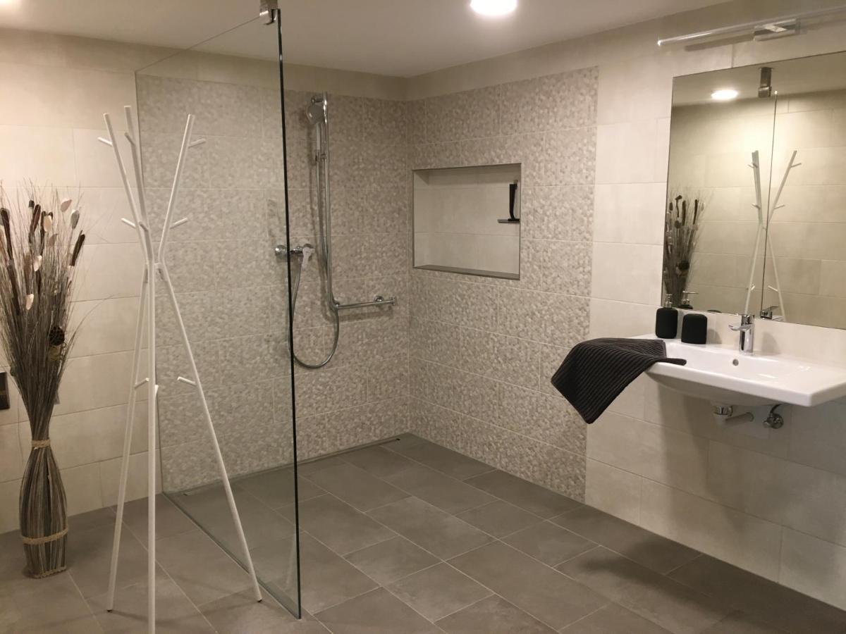 Ferienwohnung Stoablick - Barrierefrei Mit Bergblick Bad Goisern Exterior foto
